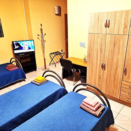 Copenaghen House - Zona Ospedale Centro Hotel Sassari Bagian luar foto