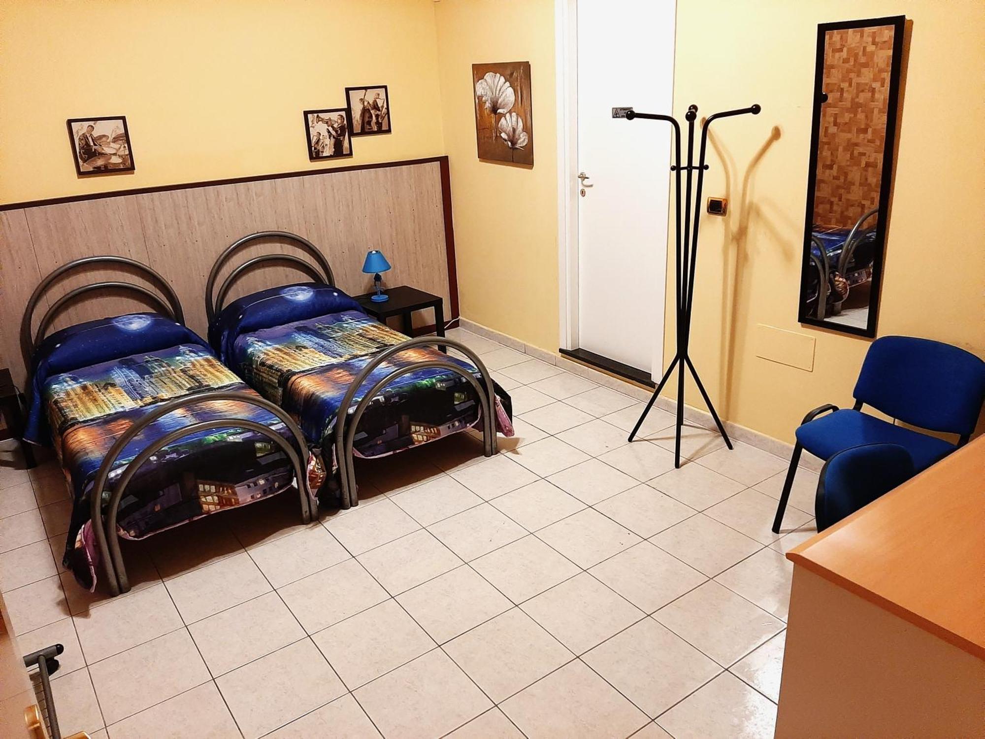 Copenaghen House - Zona Ospedale Centro Hotel Sassari Bagian luar foto